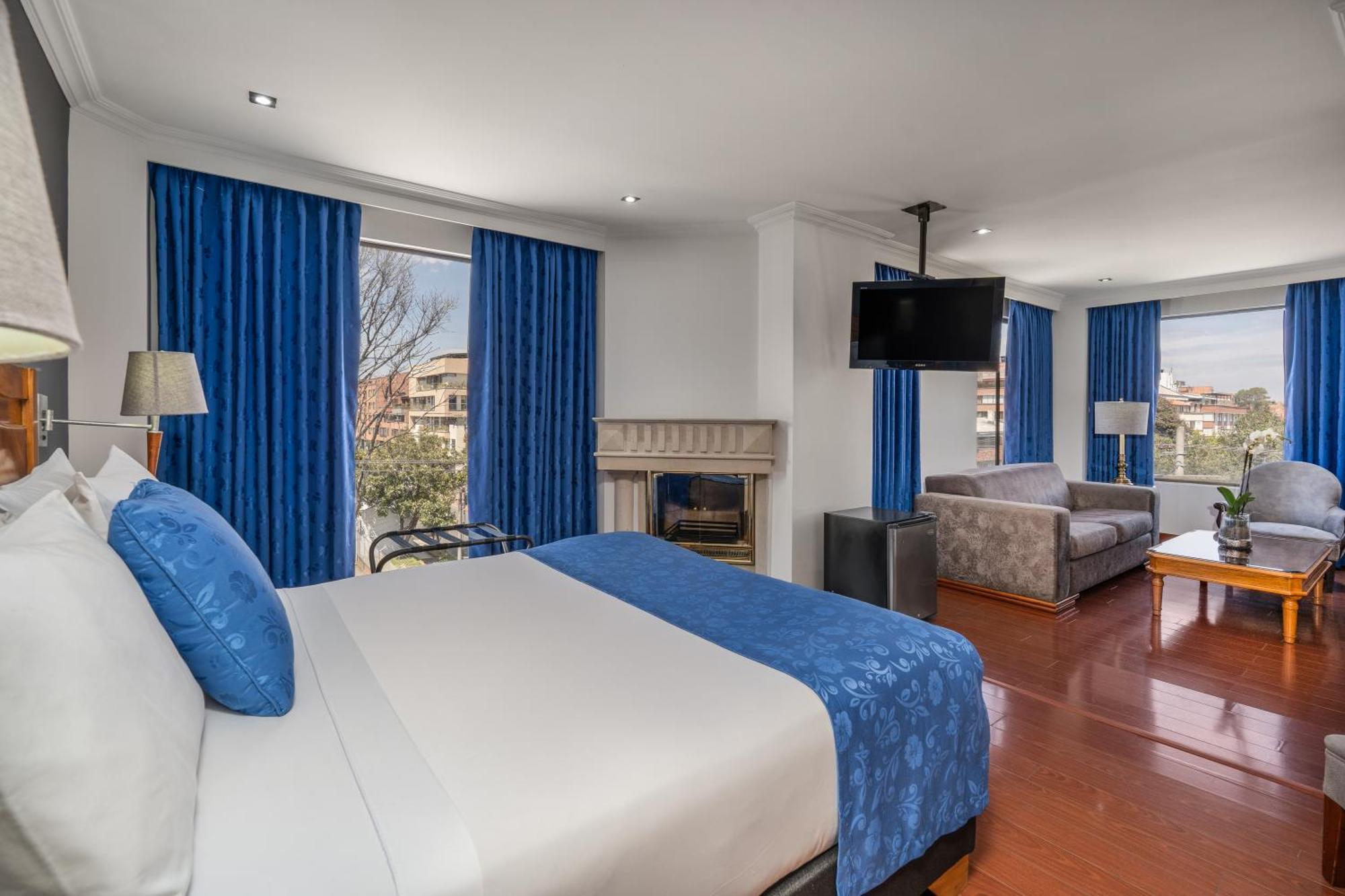 Hotel Egina Богота Экстерьер фото