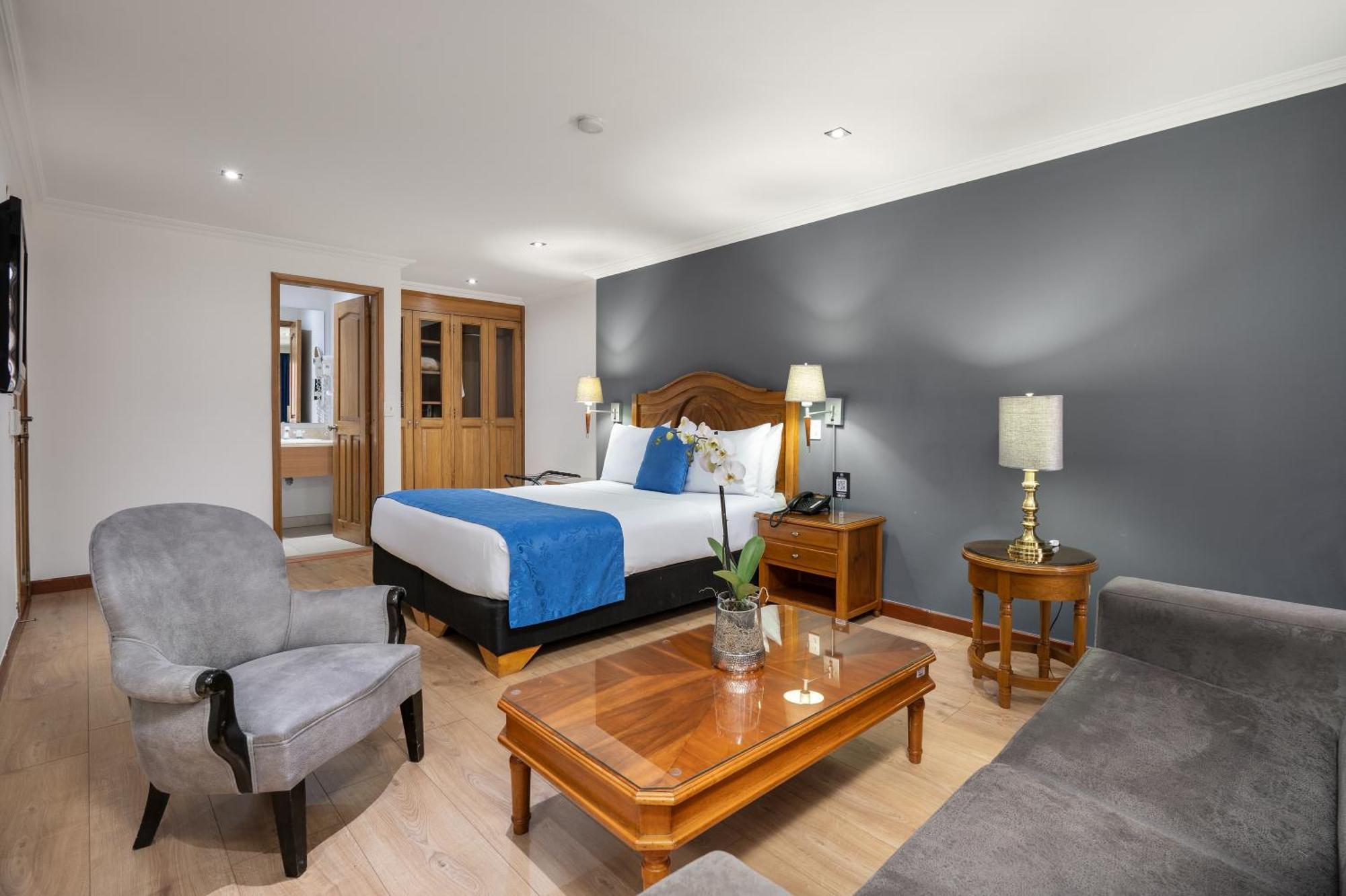 Hotel Egina Богота Экстерьер фото