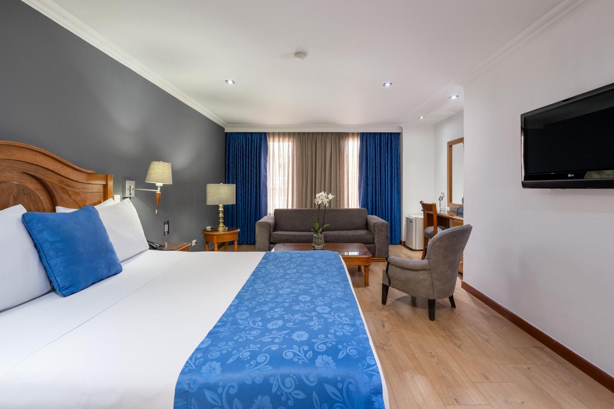 Hotel Egina Богота Экстерьер фото